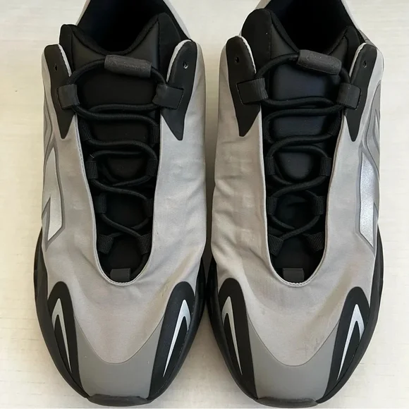 adidas gazelle silver green womens adidas Yeezy Boost 700 MNVN Metallic main image 1